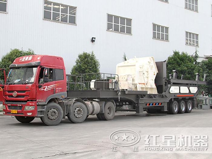 型號為HX938F1210的汽車反擊移動打石機(jī)