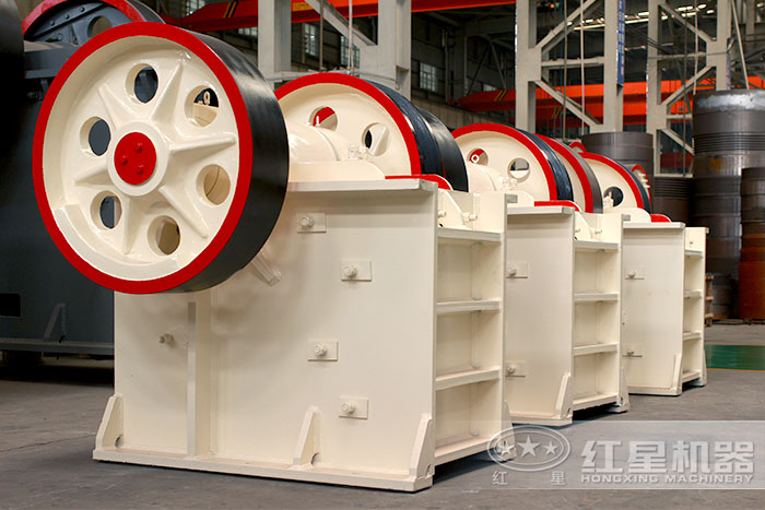 壽命超長(zhǎng)的pe250*750顎式破碎機(jī)